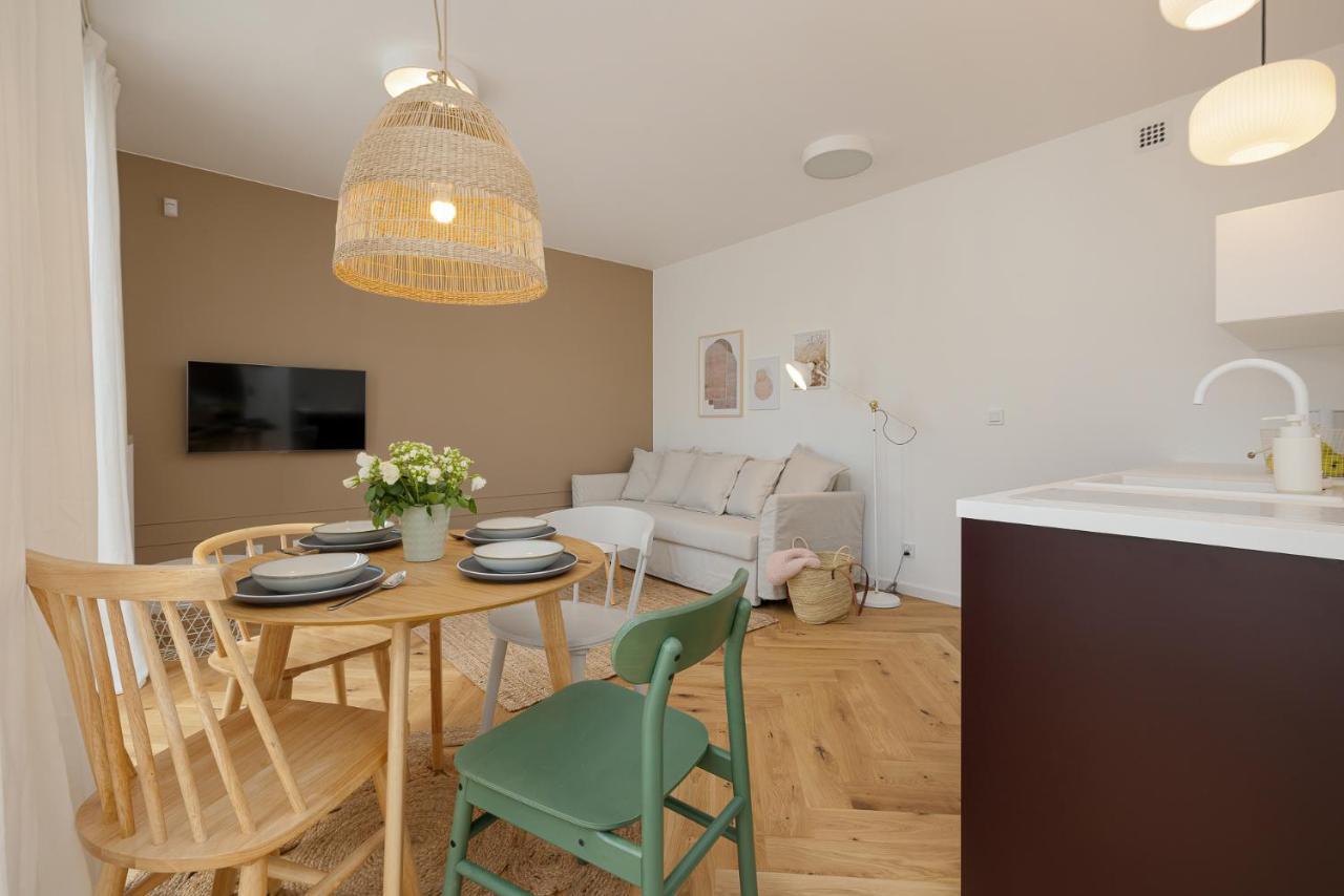 Lovesea Apartments Rewal Exteriör bild